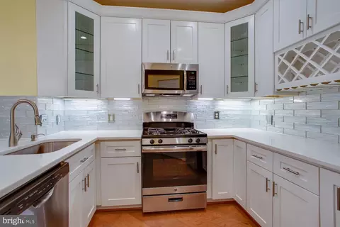 1625 International Dr #116, Mclean, VA 22102