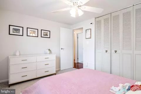 Bedroom - 7000 Bethnal Ct, Springfield, VA 22150 photo 6 of 9