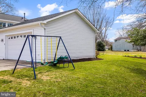 Exterior - 7000 Bethnal Ct, Springfield, VA 22150 photo 11 of 11
