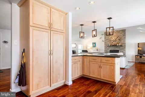 Other - 7000 Bethnal Ct, Springfield, VA 22150 photo 7 of 19
