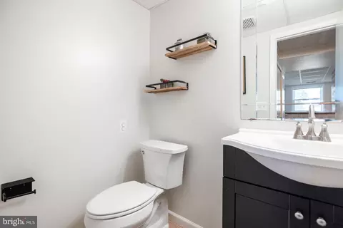 Bath - 7000 Bethnal Ct, Springfield, VA 22150 photo 6 of 6