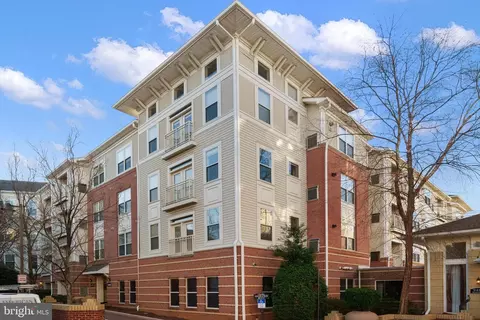 9480 Virginia Center Blvd #101, Vienna, VA 22181