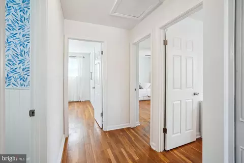 Entry Way - 5517 Yorkshire St, Springfield, VA 22151 photo 1 of 1