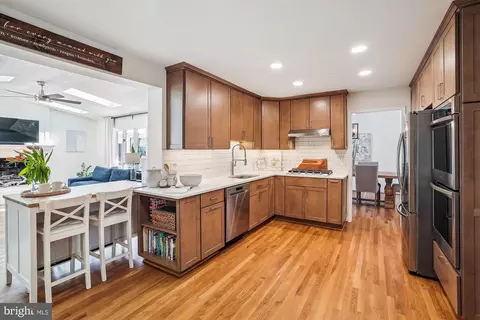 Kitchen - 5517 Yorkshire St, Springfield, VA 22151 photo 1 of 2