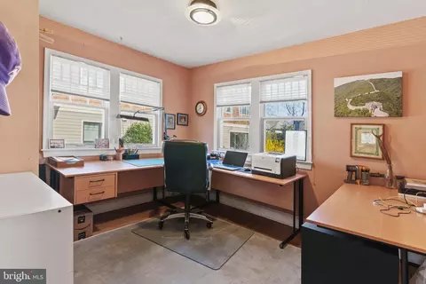 1427 Pathfinder Ln, Mclean, VA 22101 photo 12