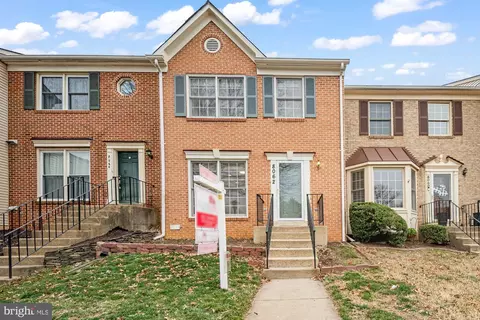 8062 Sky Blue Dr, Alexandria, VA 22315