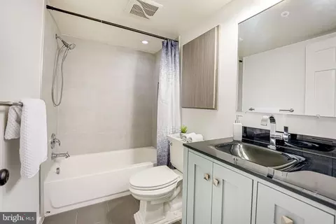 7600 Tremayne Pl #107, Mclean, VA 22102 photo 23