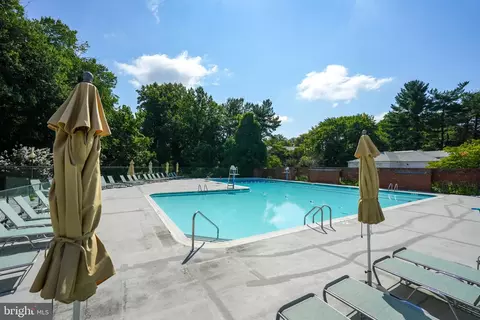 7600 Tremayne Pl #107, Mclean, VA 22102 photo 6
