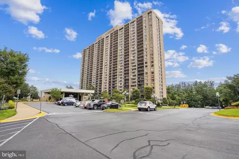 3705 S George Mason Dr #1717S, Falls Church, VA 22041