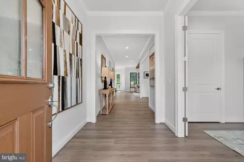 Entry Way - 2002 Mcfall St, Mclean, VA 22101 photo 1 of 27