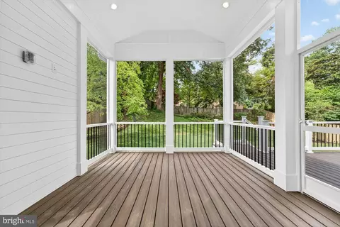 Exterior - 2002 Mcfall St, Mclean, VA 22101 photo 6 of 15