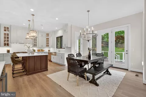 Dining - 2002 Mcfall St, Mclean, VA 22101 photo 5 of 9