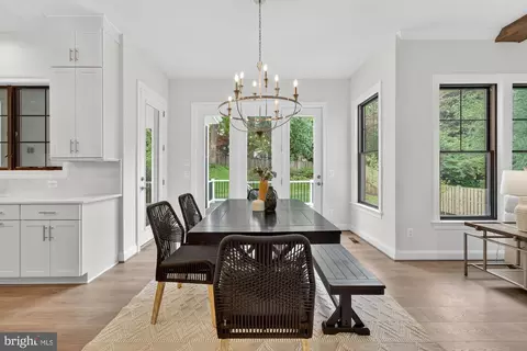 Dining - 2002 Mcfall St, Mclean, VA 22101 photo 6 of 9