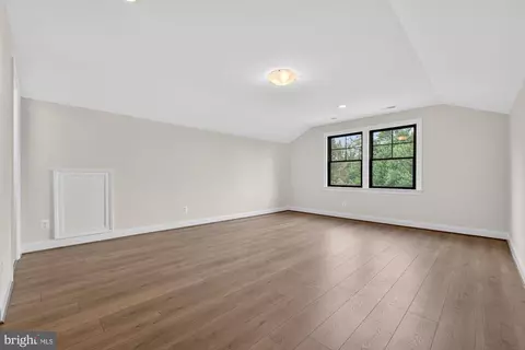Other - 2002 Mcfall St, Mclean, VA 22101 photo 23 of 37
