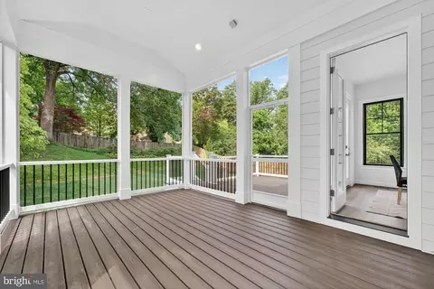 Exterior - 2002 Mcfall St, Mclean, VA 22101 photo 5 of 15