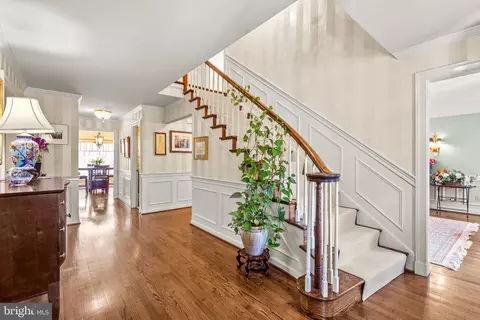 Entry Way - 1153 Old Gate Ct, Mclean, VA 22102 photo 1 of 3