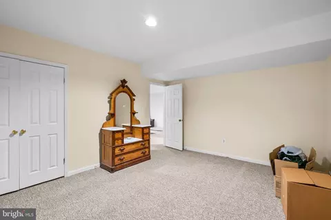 Bedroom - 1153 Old Gate Ct, Mclean, VA 22102 photo 7 of 7