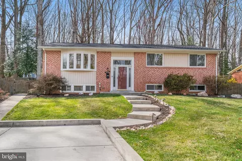 8651 Cromwell Dr, Springfield, VA 22151