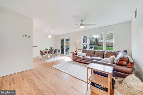 8315 Greeley Blvd, Springfield, VA 22152 photo 6