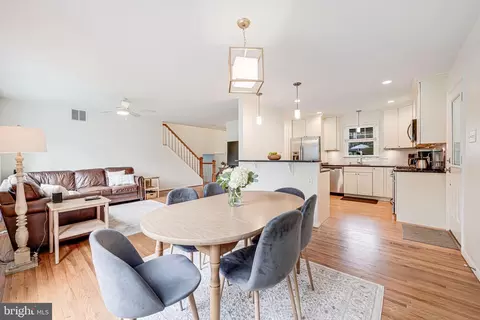 8315 Greeley Blvd, Springfield, VA 22152 photo 12