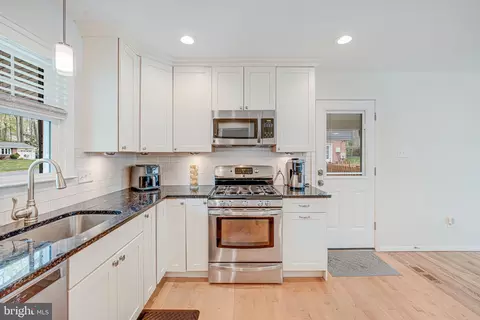 8315 Greeley Blvd, Springfield, VA 22152 photo 3