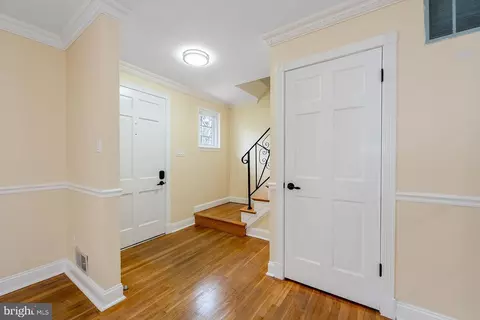 8727 Clydesdale Rd, Springfield, VA 22151 photo 5