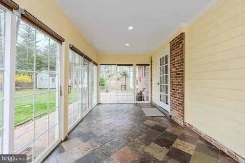 8727 Clydesdale Rd, Springfield, VA 22151 photo 18