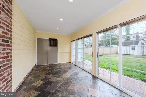 8727 Clydesdale Rd, Springfield, VA 22151 photo 17