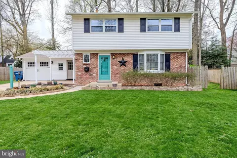 8727 Clydesdale Rd, Springfield, VA 22151