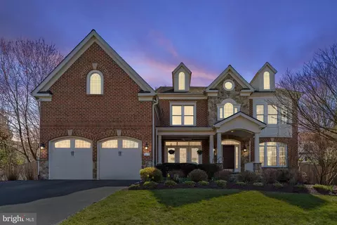 509 John Marshall Dr NE, Vienna, VA 22180