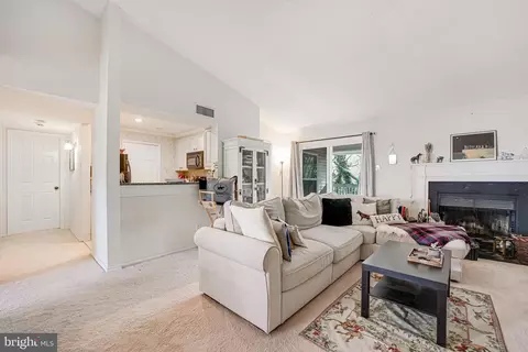 1507 Lincoln Way #301B, Mclean, VA 22102 photo 3