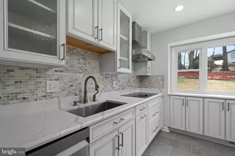 6119 Greeley Blvd, Springfield, VA 22152 photo 11