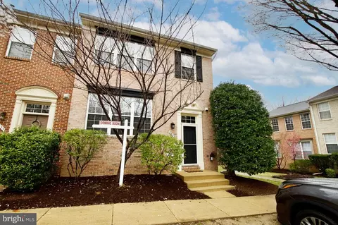 7435 Gillingham Row, Alexandria, VA 22315