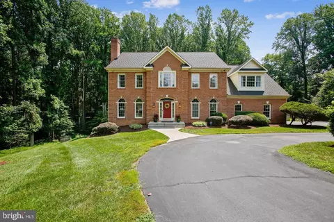 11314 Timberline Dr, Oakton, VA 22124