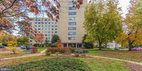6631 Wakefield Dr #507, Alexandria, VA 22307