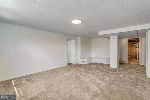 7906 Gosport Ln, Springfield, VA 22151 photo 19