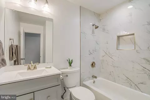 7906 Gosport Ln, Springfield, VA 22151 photo 15