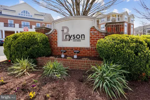 12933 Centre Park Cir #404, Herndon, VA 20171