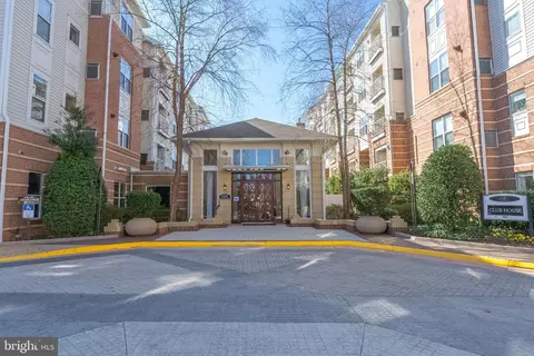 9486 Virginia Center Blvd #117, Vienna, VA 22181