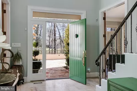1127 Bellview Rd, Mclean, VA 22102 photo 7