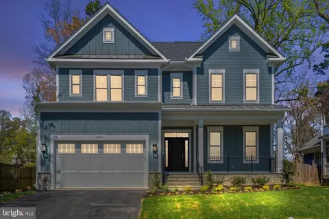 923 Ware St SW, Vienna, VA 22180