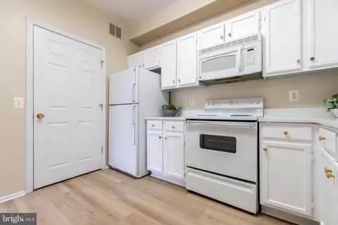 1530 Spring Gate Dr #9310, Mclean, VA 22102 photo 12