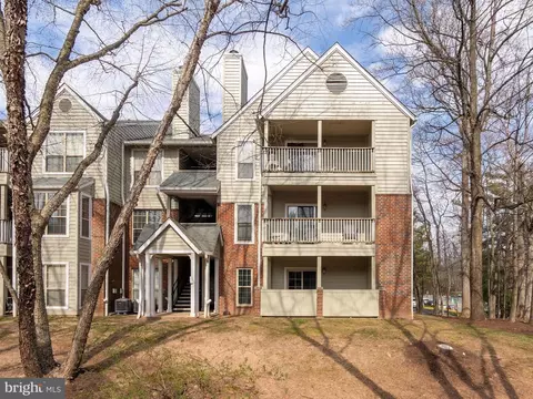 12152 Penderview Ter #1302, Fairfax, VA 22033