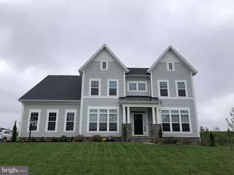 11039 Oakton View Dr, Oakton, VA 22124