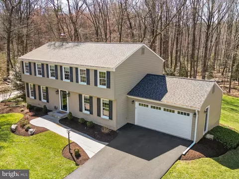 2936 Harvest Glen Ct, Oak Hill, VA 20171