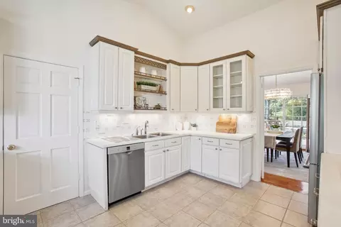 6210 Kilcullen Dr, Mclean, VA 22101 photo 7