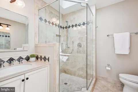 6210 Kilcullen Dr, Mclean, VA 22101 photo 33