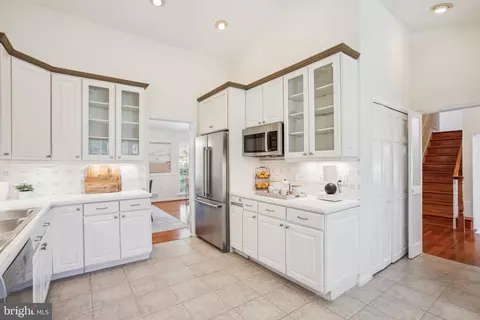 6210 Kilcullen Dr, Mclean, VA 22101 photo 8