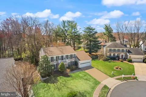 4406 Tulip Tree Ct, Chantilly, VA 20151