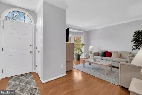 7523 Westmore Dr, Springfield, VA 22150 photo 4